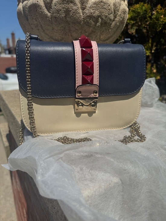 Valentino Garavani Handbags - Valentino GaravaniVitello Sm. Glam Lock Rockstud Flap Bag GHW( navy red& ivory)